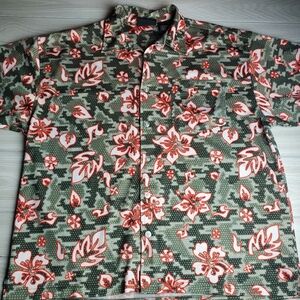 Gears Casual Camouflage Tropical Hawaiian Hula Shirt sz XL.
